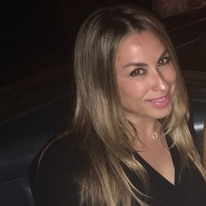 Meet your Posher, Alicia